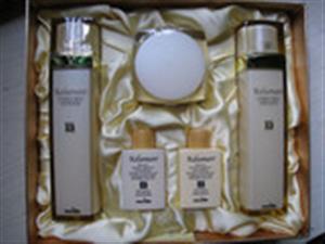 百麗化妝品批發商家介紹 網上逛街