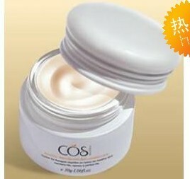 供應(yīng)2折批發(fā)護(hù)膚品牌 新瑪薩、現(xiàn)代經(jīng)典、韻姿化妝品加盟團(tuán)購網(wǎng)